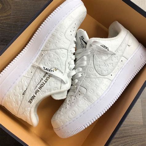 louis vuitton nike air force 2022